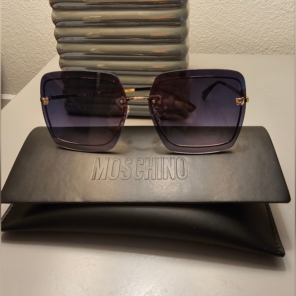 Moschino Rimless Black  Square Sunglasses